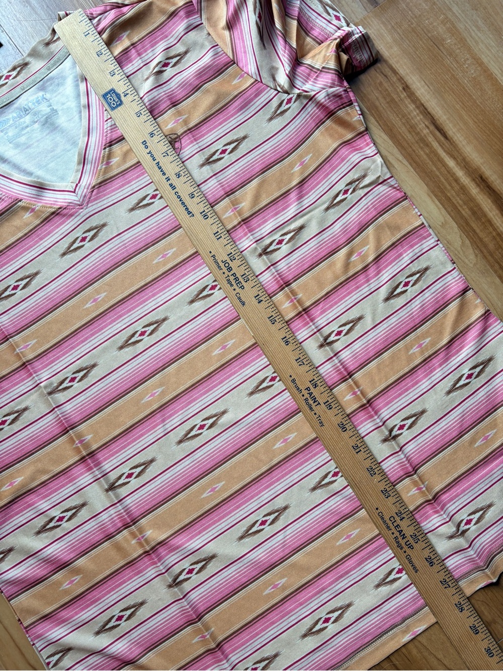 Ariat Tek Laguna V-Neck Aztec Design Pink Paradise Serape XL - Picture 8 of 8